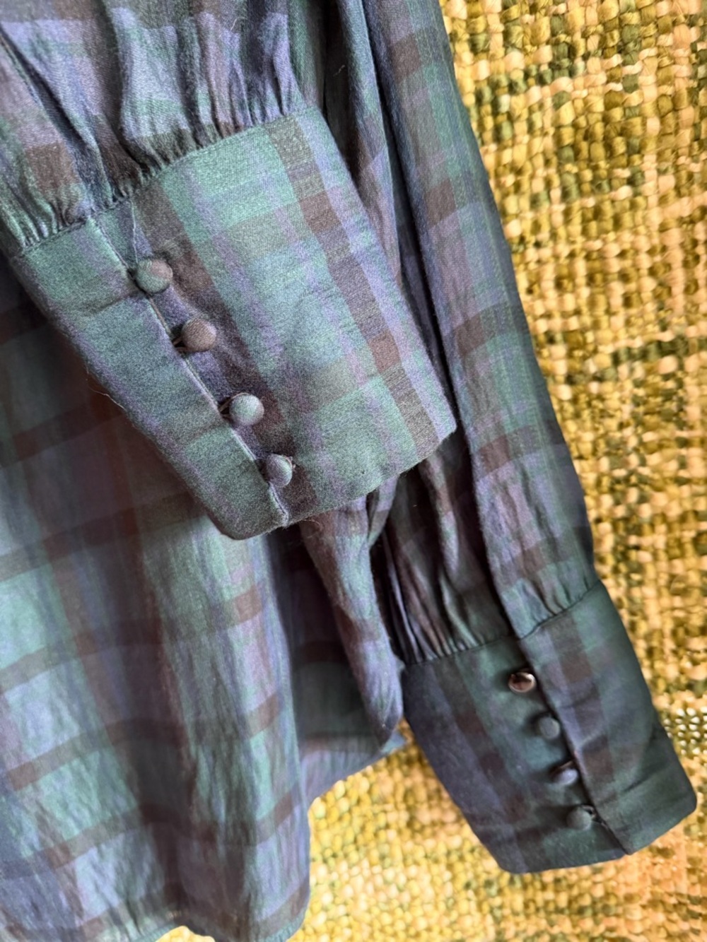 LOFT Blue and Green Plaid Lightweight Long-Sleeve Blouse size M - Picture 3 of 6